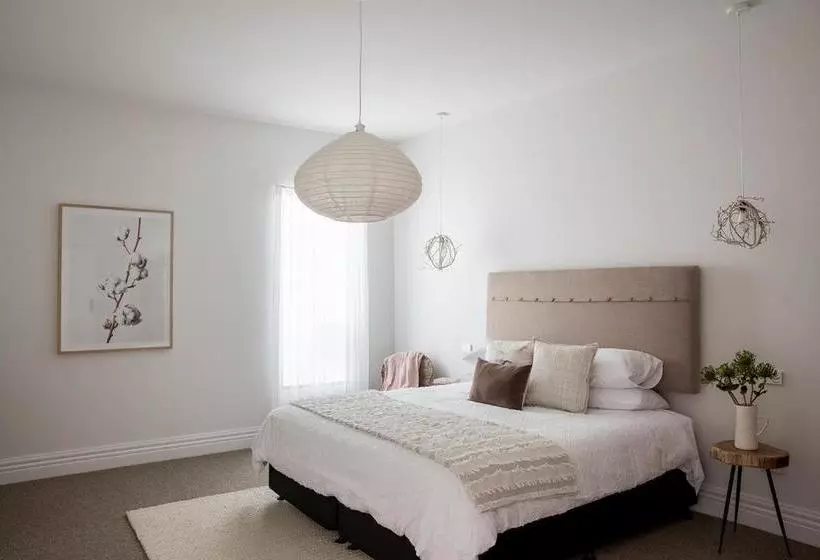 Novo Luxury Apartment Penguin Accommodation Itas