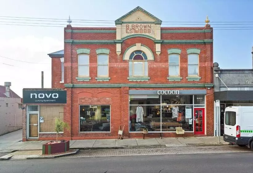 Novo Luxury Apartment Penguin Accommodation Itas