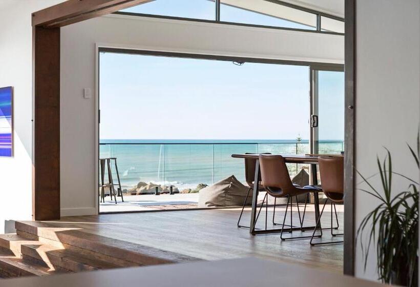 Novo Luxury Apartment Penguin Accommodation Itas