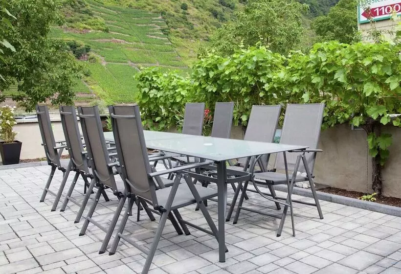 Pleasant Apartment In Ernst Bei Cochem With Garden