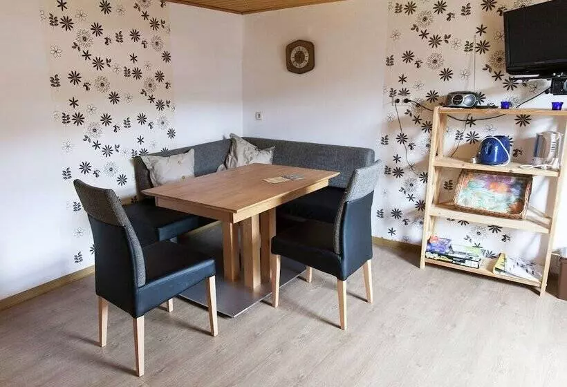 Pleasant Apartment In Ernst Bei Cochem With Garden