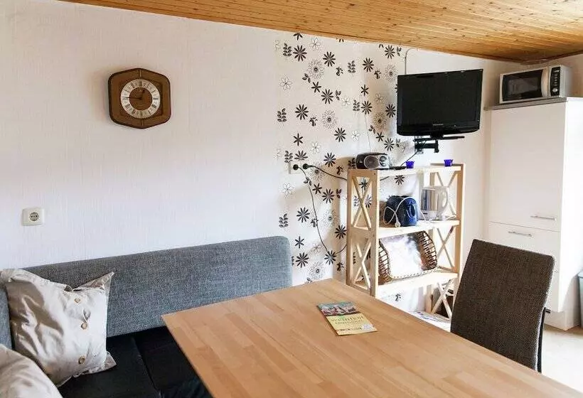 Pleasant Apartment In Ernst Bei Cochem With Garden