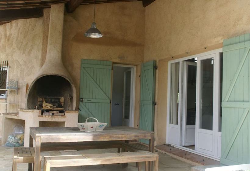 Spacious Villa With Garden Near Grasse