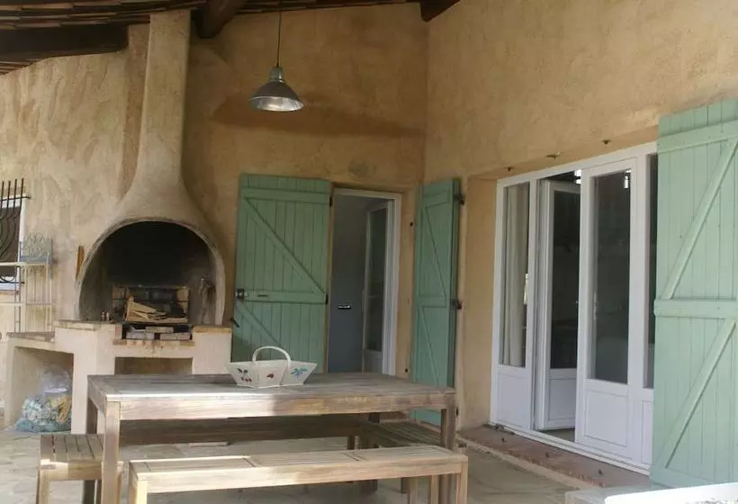 Spacious Villa With Garden Near Grasse