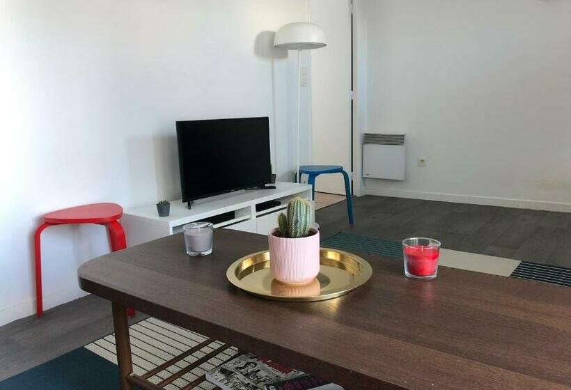 Joie Paris Parc Expo Issy Les Moulineaux