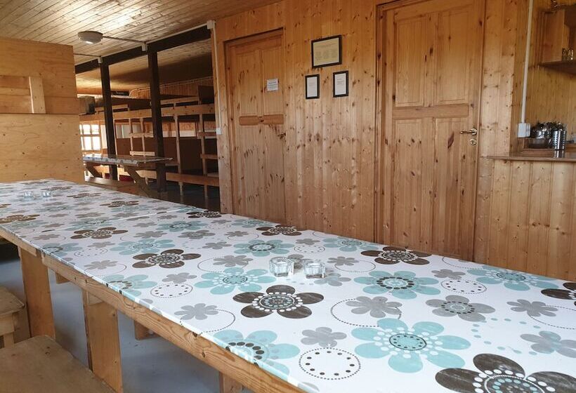 هاستل Hólaskjól Highlandcenter