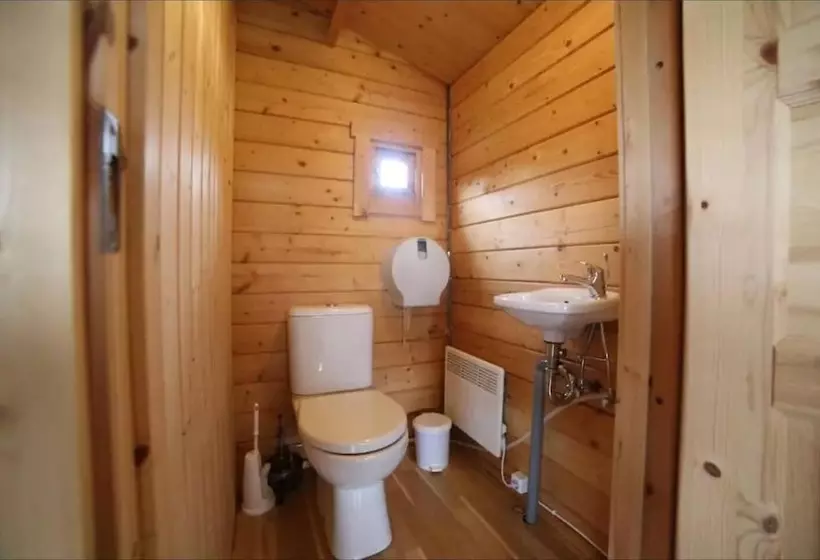 هاستل Hólaskjól Highlandcenter