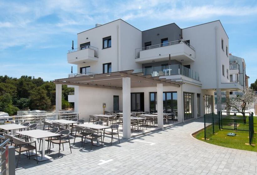 Aparthotel Punta Blu Pool & Spa