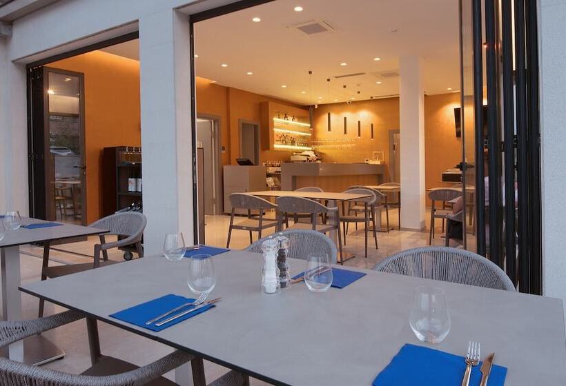 Aparthotel Punta Blu Pool & Spa