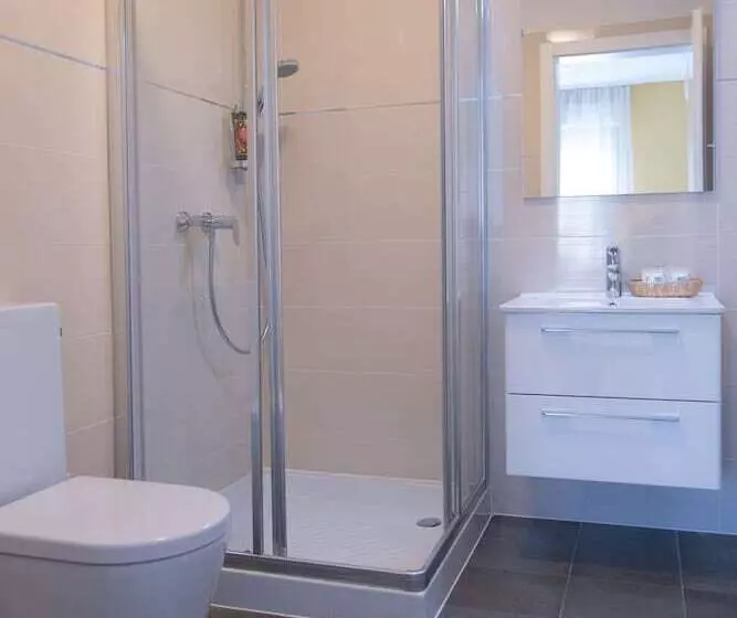 Aparthotel Punta Blu   Pool & Spa