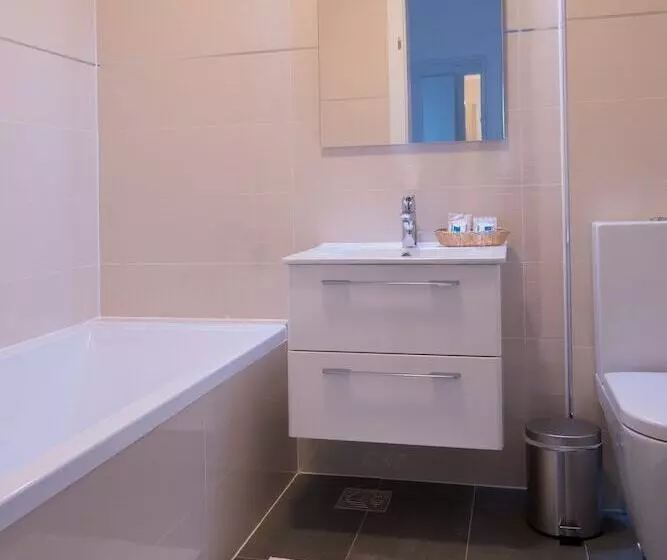 Aparthotel Punta Blu   Pool & Spa