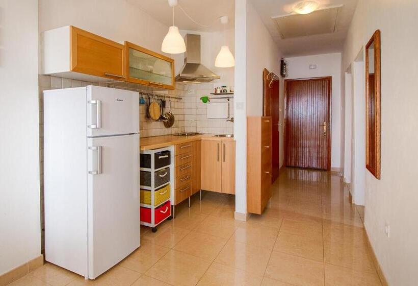 Apartment With A Sea View