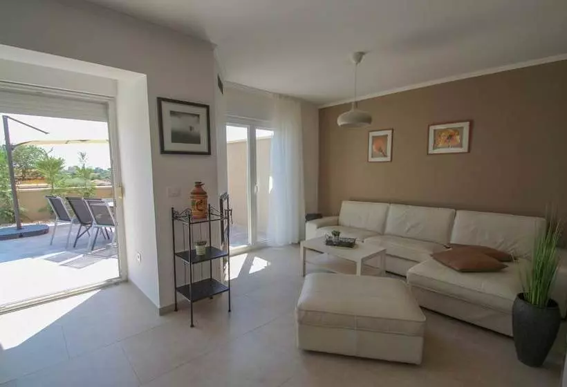 Casa Hanna