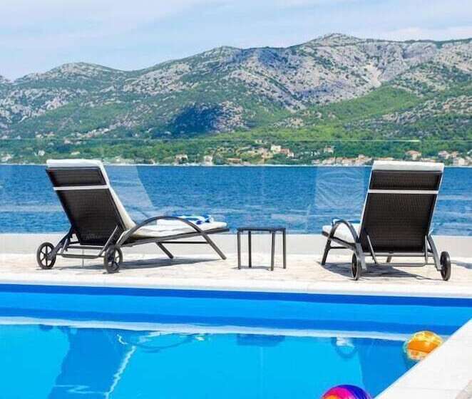 Luxury Villa Gabriela