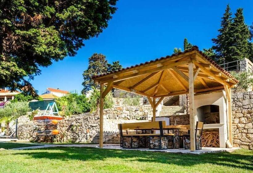 Luxury Villa Gabriela