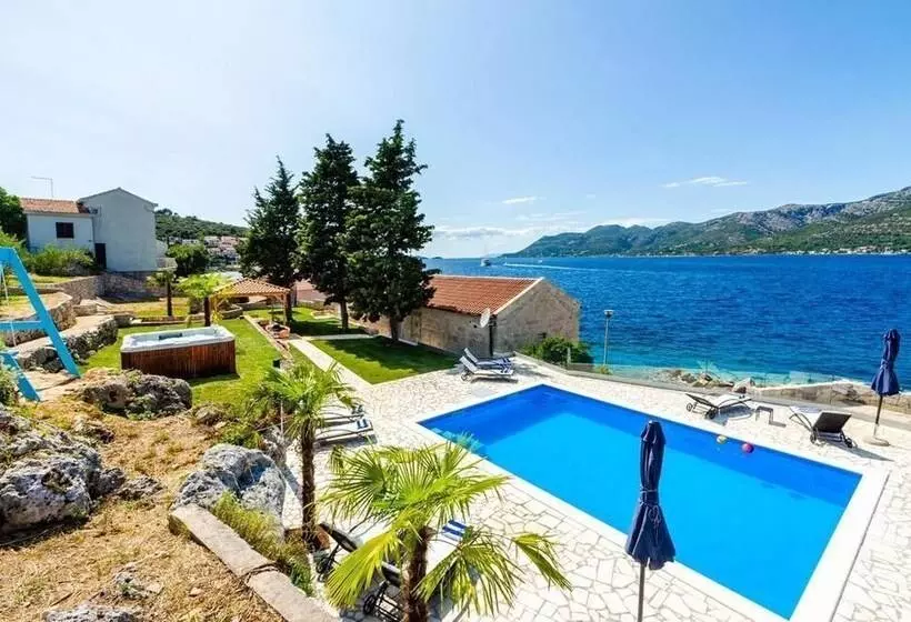 Luxury Villa Gabriela