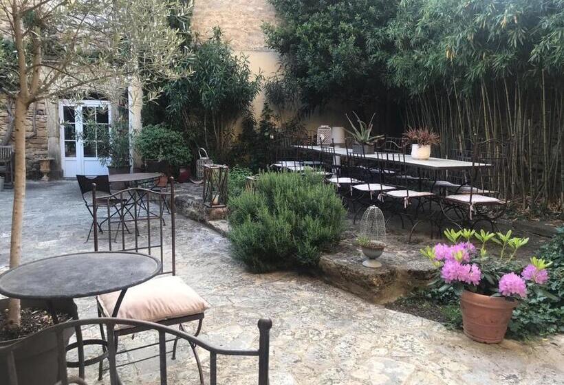 펜션 Les Aiguières En Provence