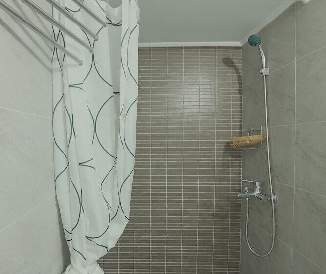 Splendid Views From A Cozy Cottage With A Garden Terrace