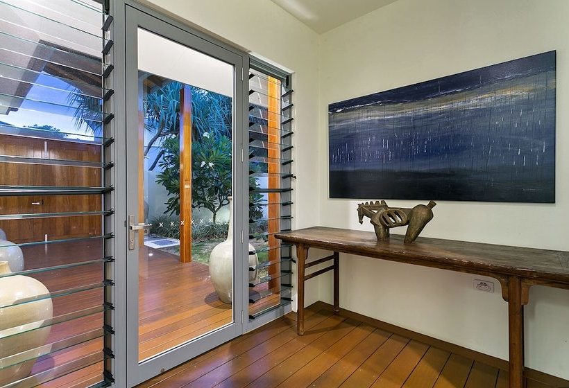 Veldree Palm Cove Rainforest And Beach