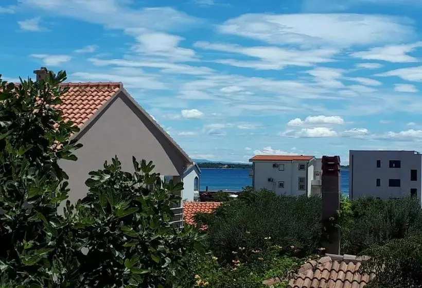 Villa Nora