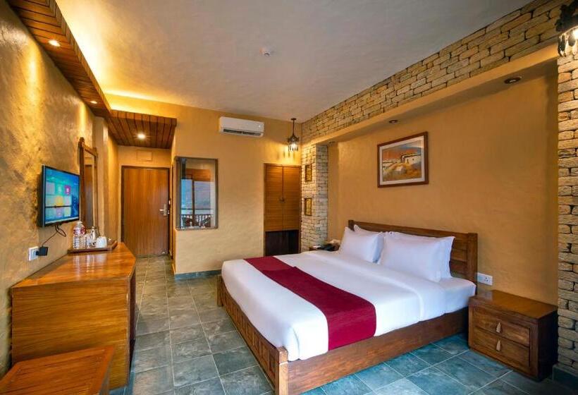 هتل Bar Peepal Resort