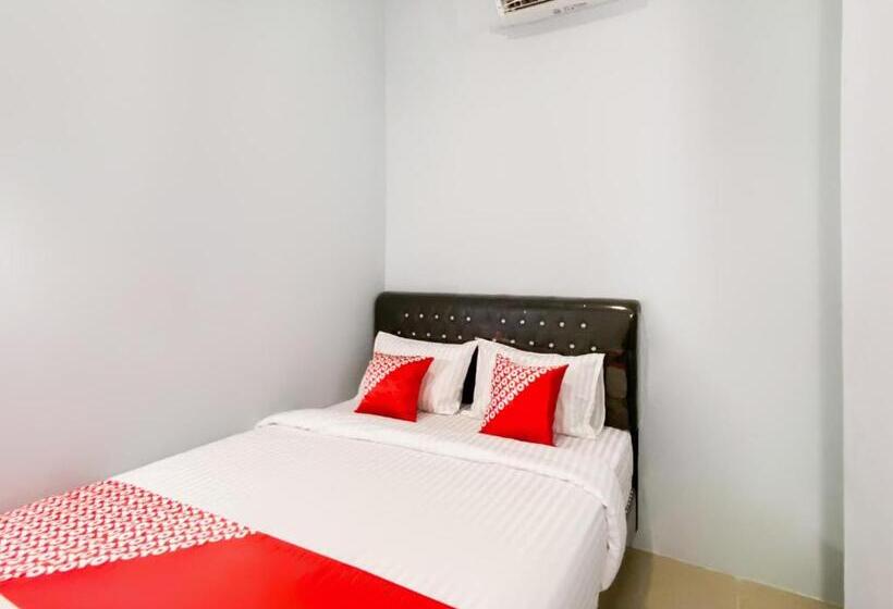 فندق Reddoorz Syariah Near Pantai Padang 2