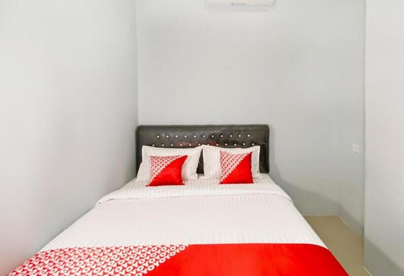 فندق Reddoorz Syariah Near Pantai Padang 2