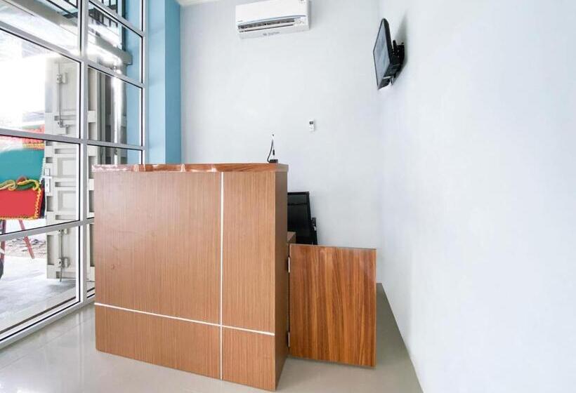 בית מלון כפרי Reddoorz Syariah Near Pantai Padang 2