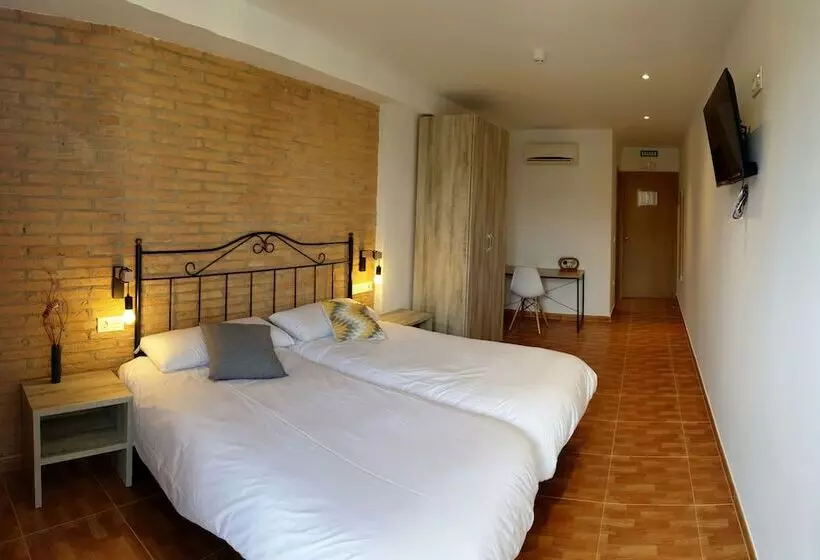 ペンション B&b La Atalaya