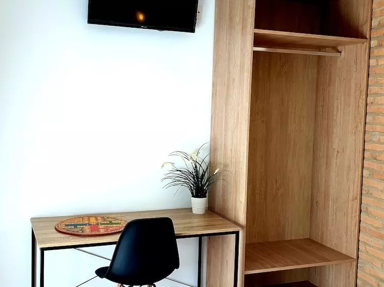 ペンション B&b La Atalaya