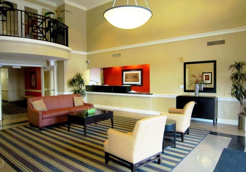 ホテル Extended Stay America Suites   Tampa   Airport   N Westshore Blvd