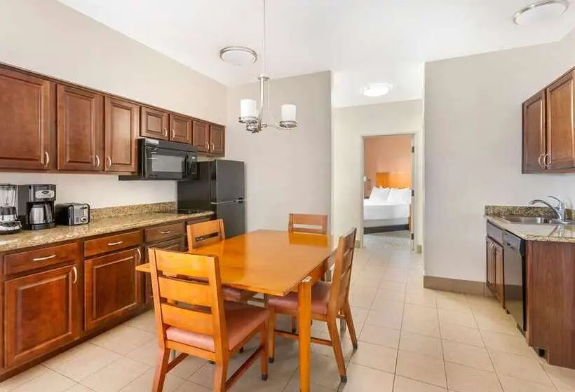 هتل Hilton Vacation Club Varsity Club Tucson