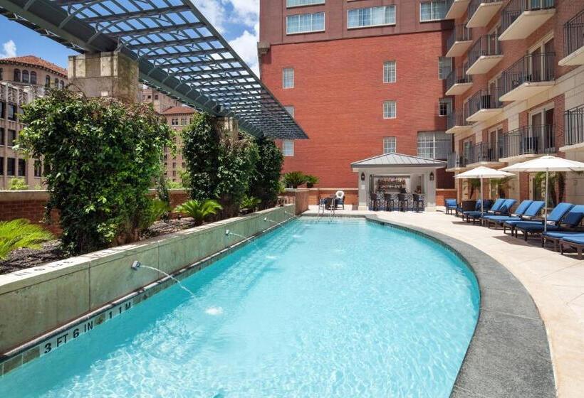 فندق The Westin Riverwalk, San Antonio