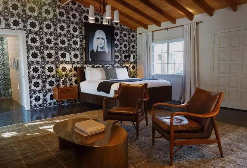 בית מלון כפרי Villa Royale