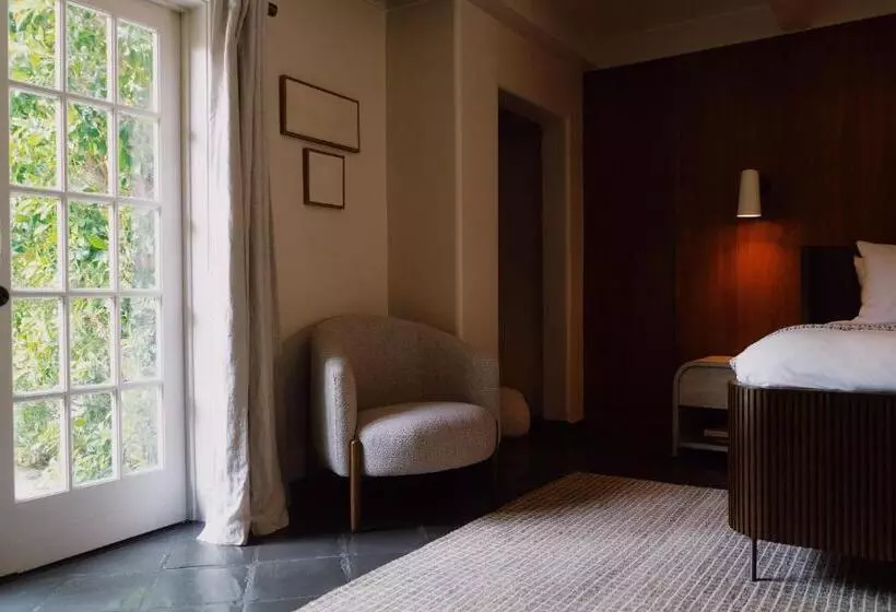 בית מלון כפרי Villa Royale