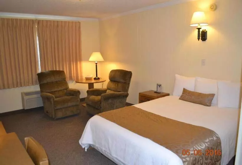 Отель Western Inn