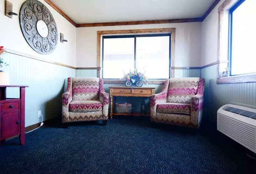 Отель Western Inn