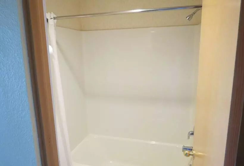 בית מלון כפרי Western Royal Inn