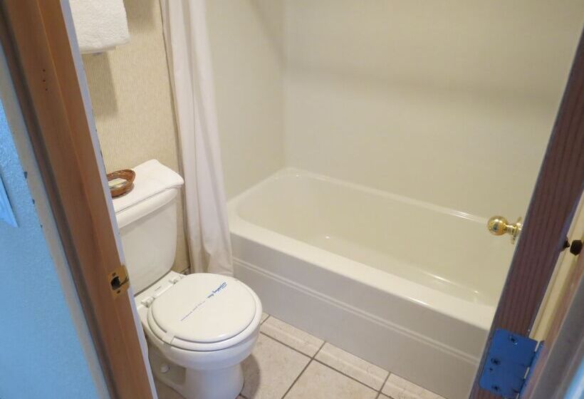 Отель Western Royal Inn