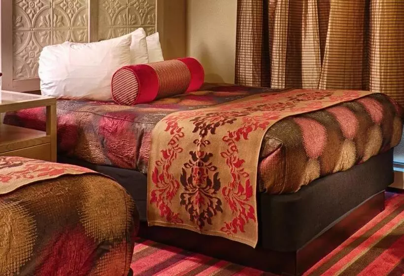 فندق Holland America Skagway Inn