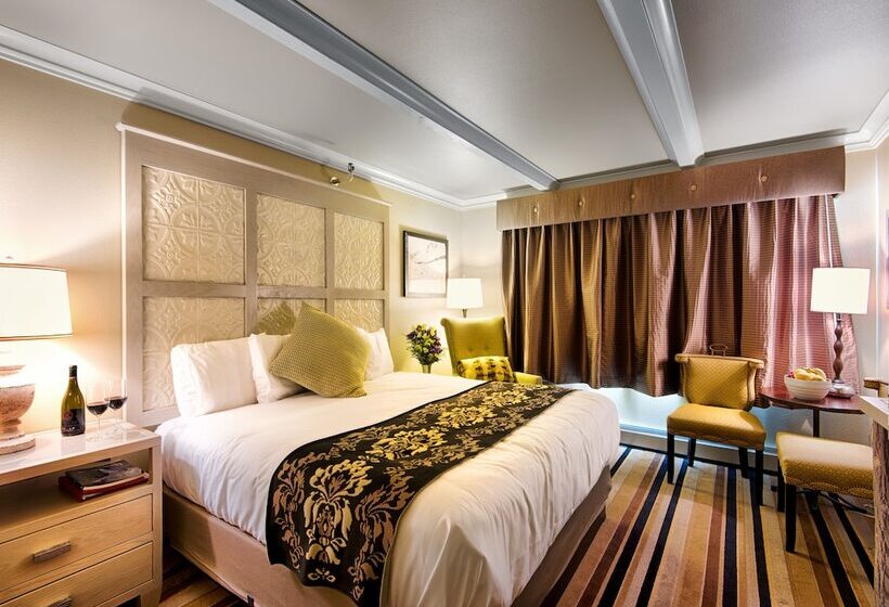 هتل Holland America Skagway Inn