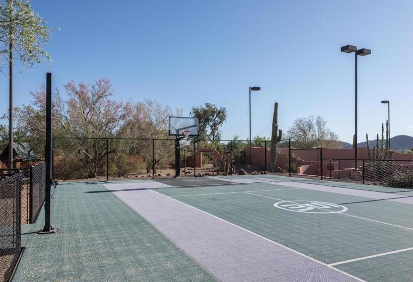 Otel White Stallion Ranch