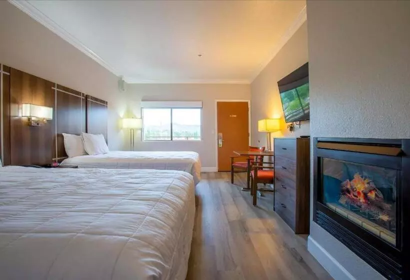 Отель Wildflower Inn At Bell Rock