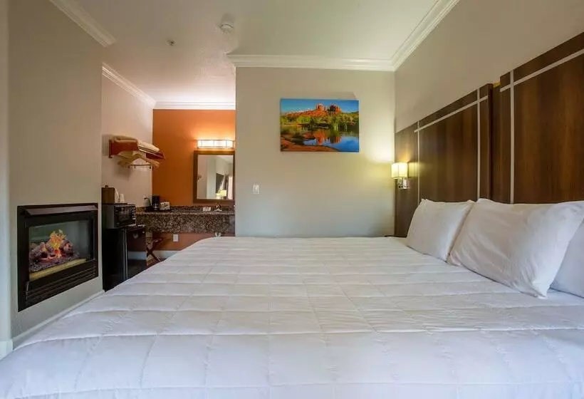 Отель Wildflower Inn At Bell Rock