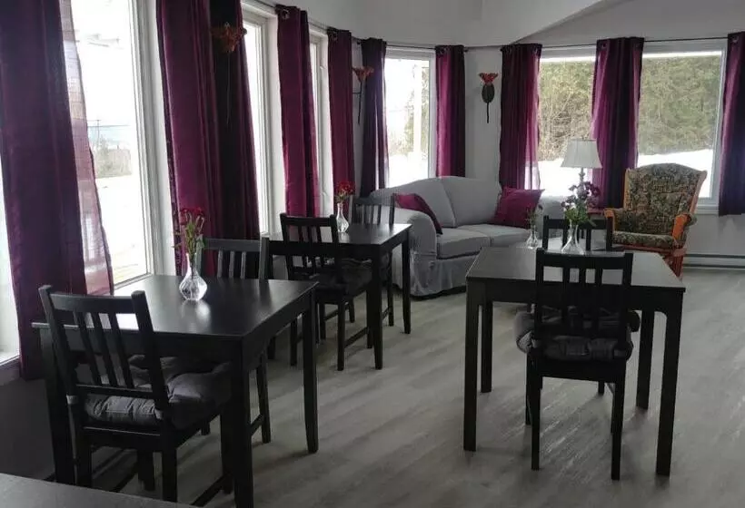 ベッドアンドブレックファースト Dans Les Bras De Memphré