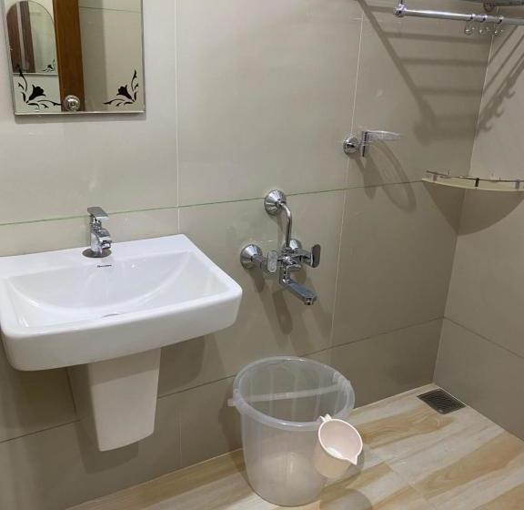 مبيت وإفطار Villa Anandha