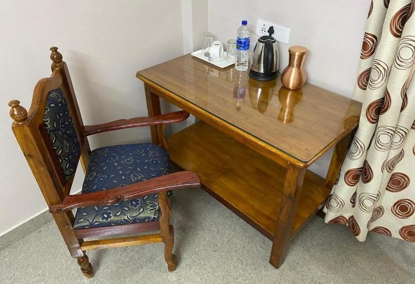 مبيت وإفطار Villa Anandha