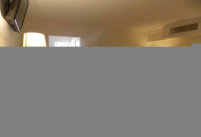 Cypres Hotel & Suites