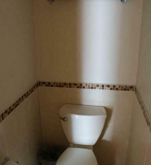 Cypres Hotel & Suites