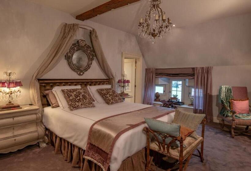 هتل Kasteel Van Ordingen